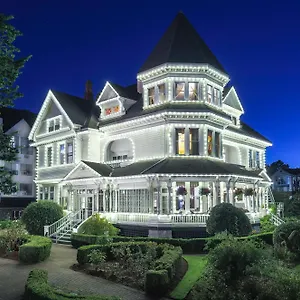 https://the-gatsby-mansion.hotels-victoria.net