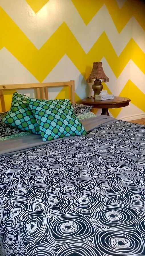 Auberge Alternative Montreal Hostel