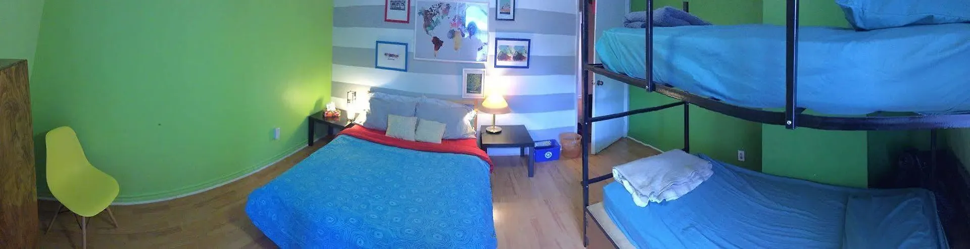 Hostel Auberge Alternative Montreal Canada