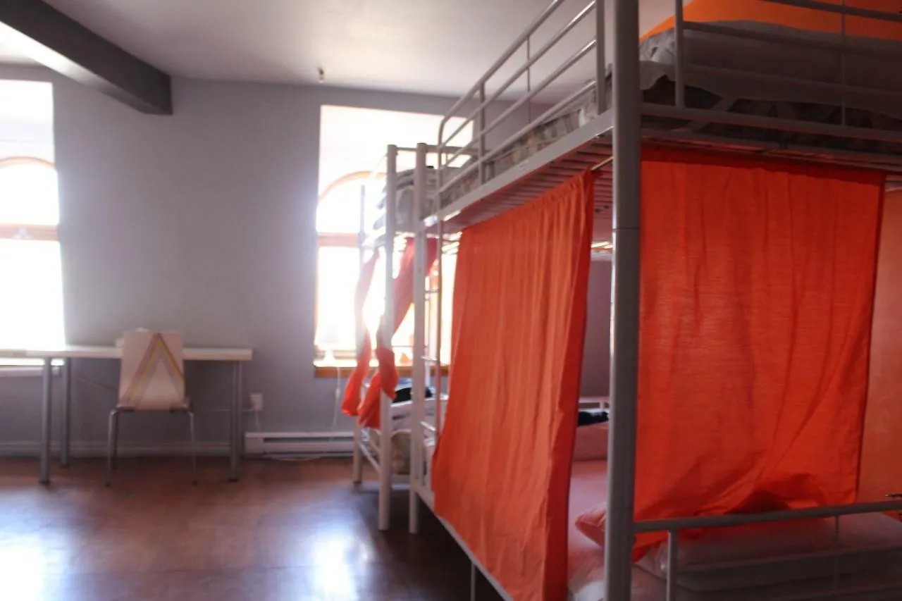 Hostel Auberge Alternative Montreal